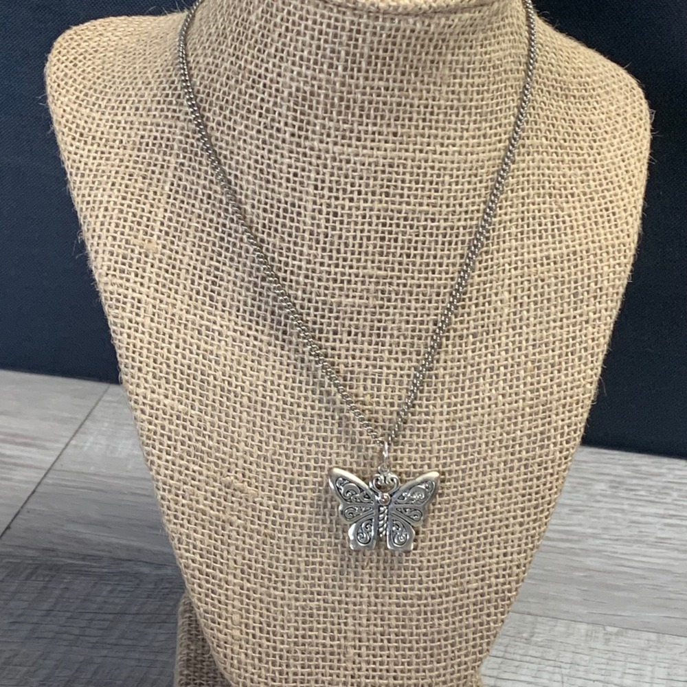 Vintage Style Silver Tone Filigree Butterfly Pendant Necklace 16 Inch Chain